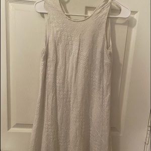 White flower pattern dress